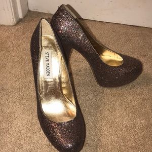 glitter madden pumps!!